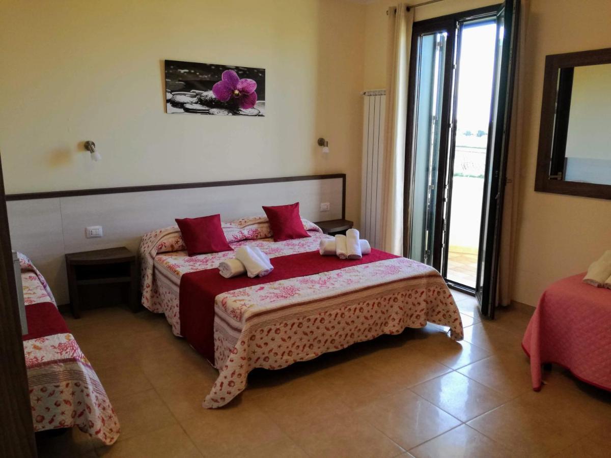 أودجانو لا كييزا B&B Hotel Helios المظهر الخارجي الصورة