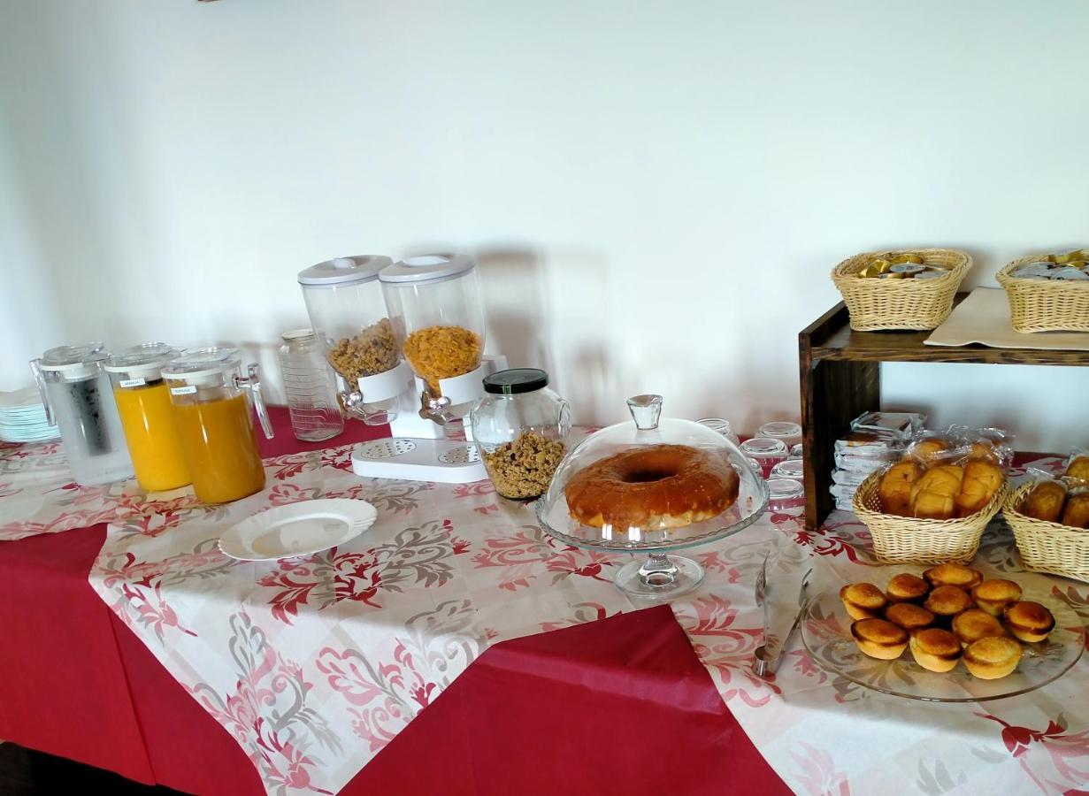 أودجانو لا كييزا B&B Hotel Helios المظهر الخارجي الصورة