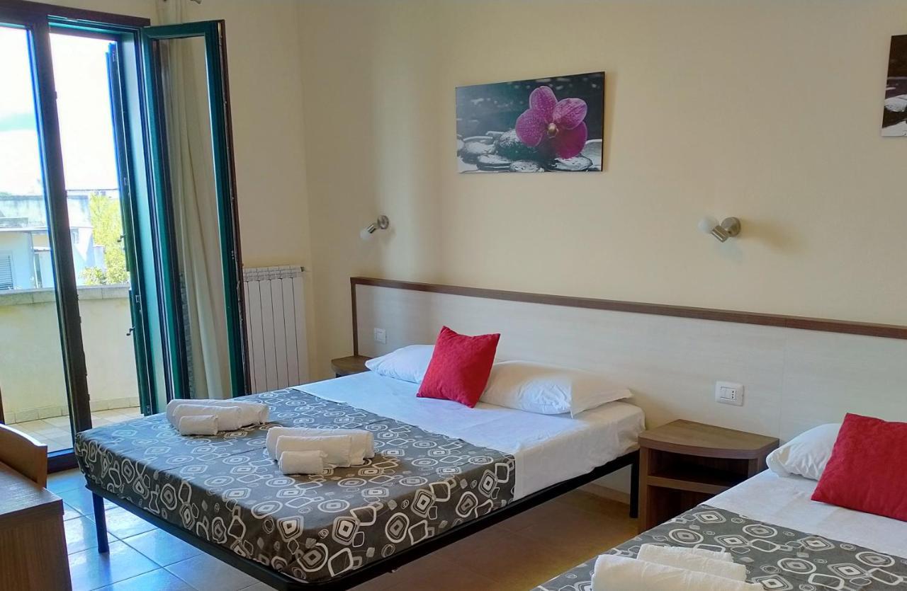 أودجانو لا كييزا B&B Hotel Helios المظهر الخارجي الصورة