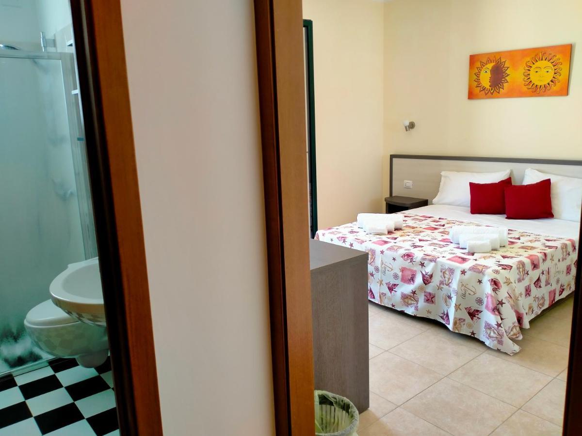 أودجانو لا كييزا B&B Hotel Helios المظهر الخارجي الصورة
