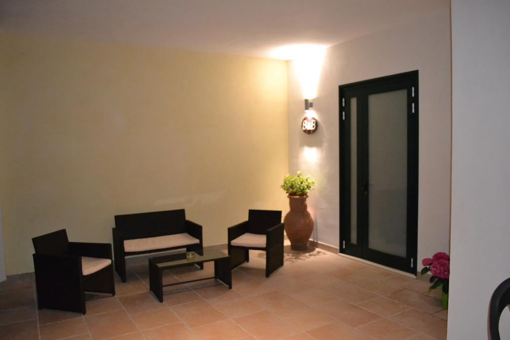أودجانو لا كييزا B&B Hotel Helios المظهر الخارجي الصورة