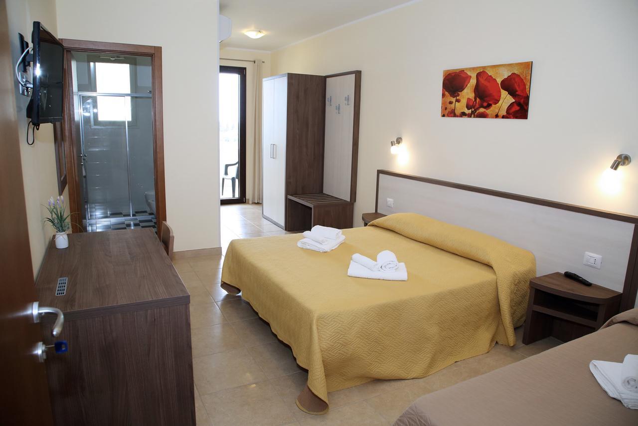 أودجانو لا كييزا B&B Hotel Helios المظهر الخارجي الصورة